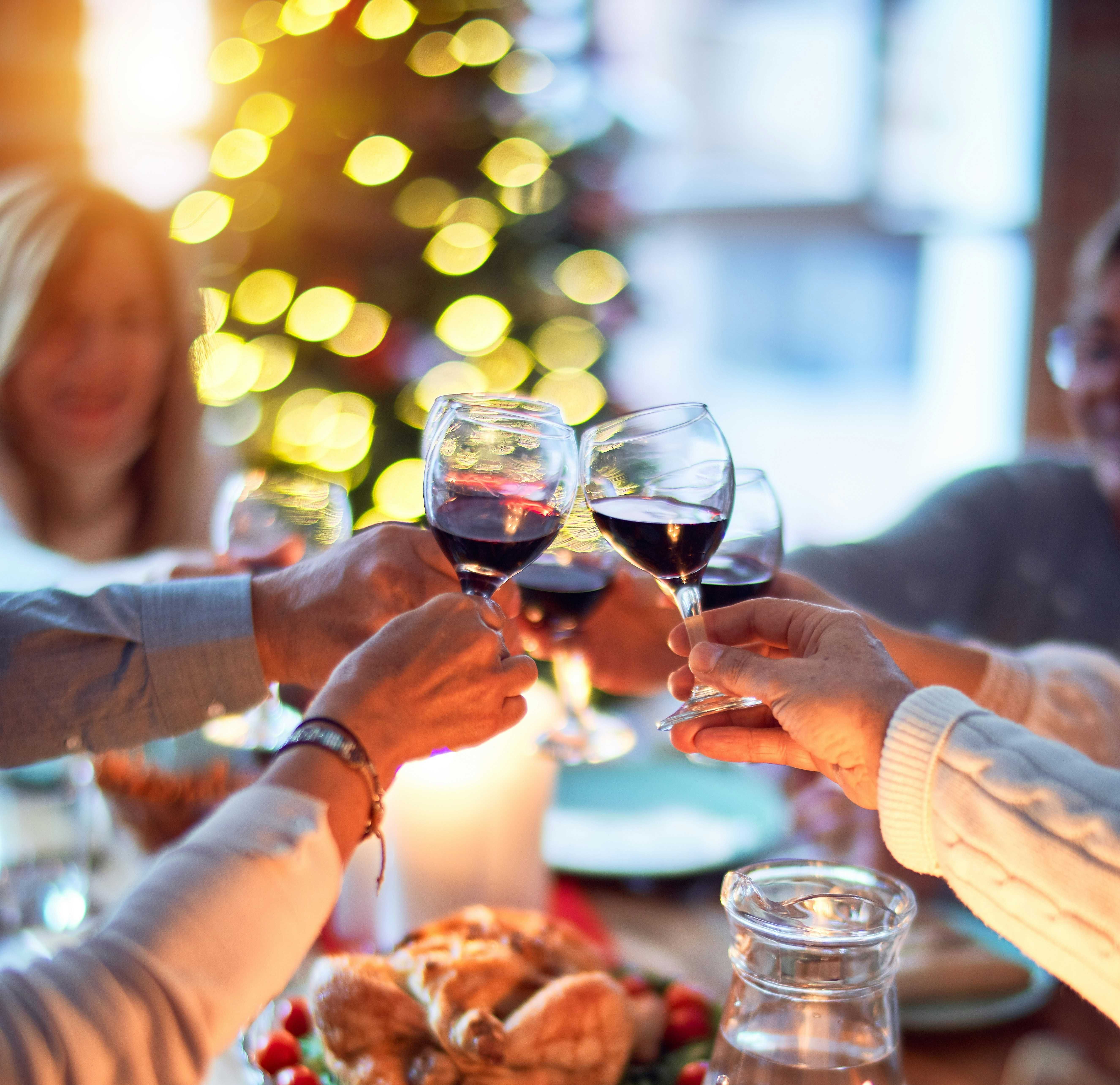 economy, money, kind gestures, kindness, ceo, work, career, christmas, holiday party, christmas bonus