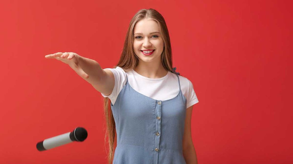 mic-drop, sharp, clever, verbal crisis, jokes, funny, boundaries