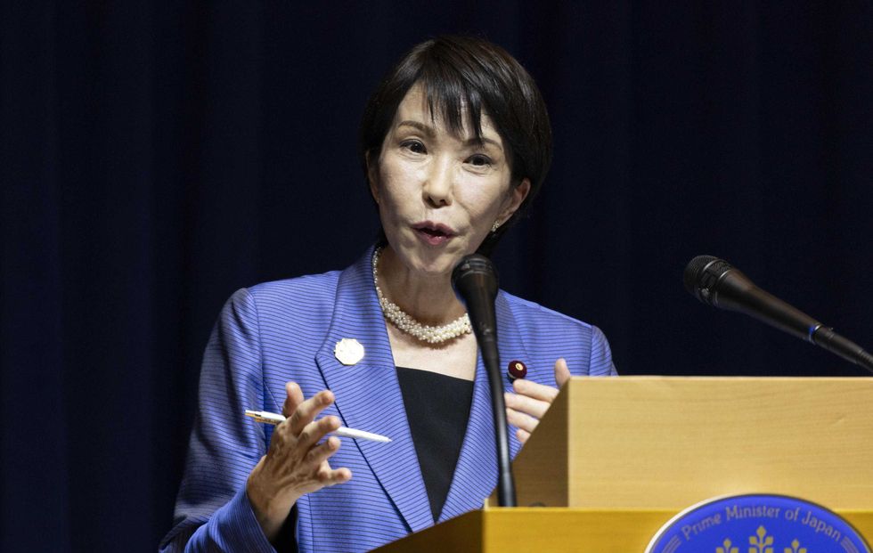 Il Dragone «sputa fuoco» su Tokyo