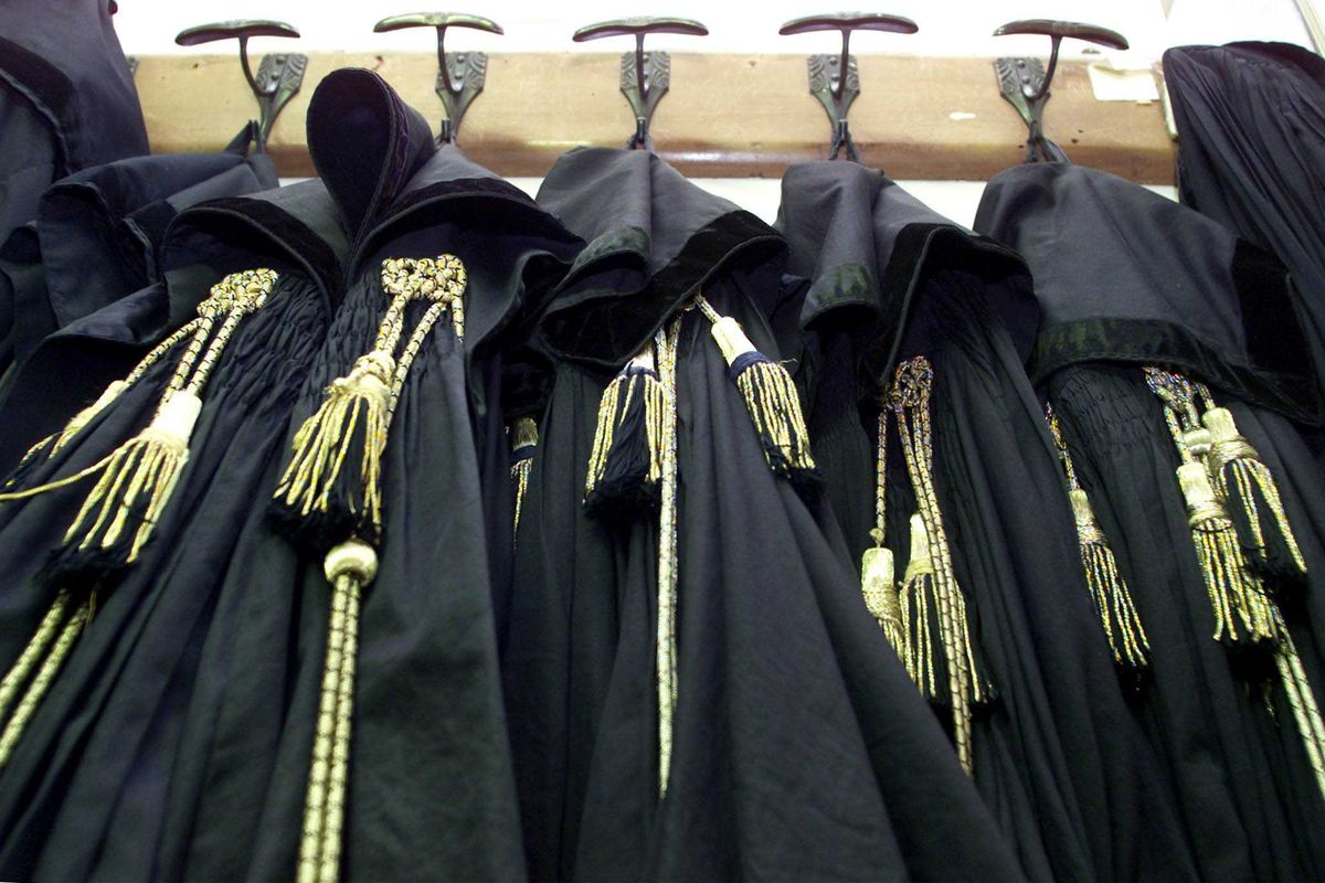 Giudici complici dell’orrore: è tempo che paghino