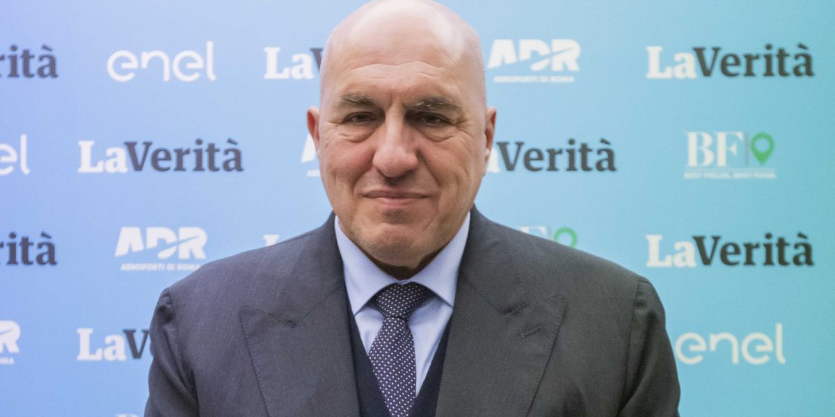 Crosetto manda l’Onu in pensione. «Ha l’encefalogramma piatto» Crosetto manda l’Onu in pensione. «Ha l’encefalogramma piatto»