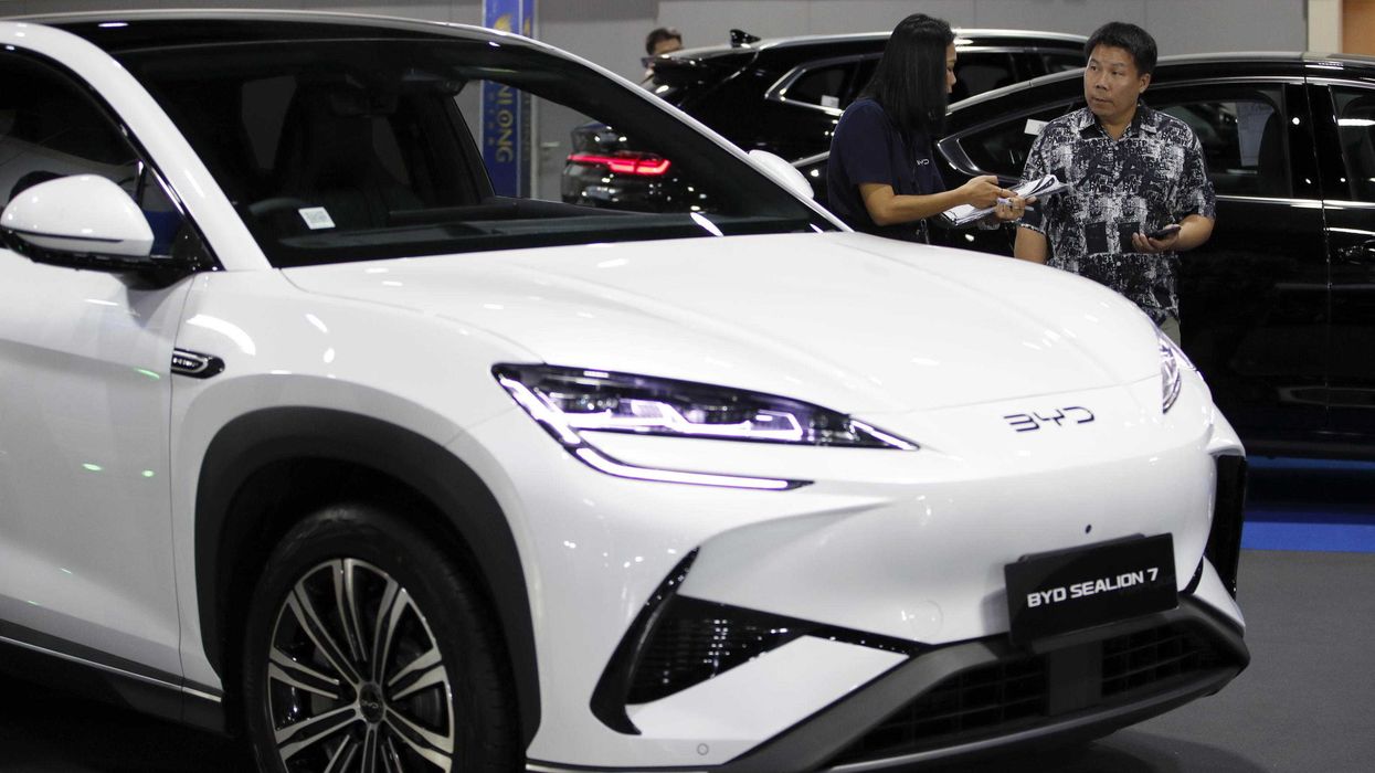 Produrre in Italia si può: Byd si prende i fornitori lasciati a piedi da Stellantis