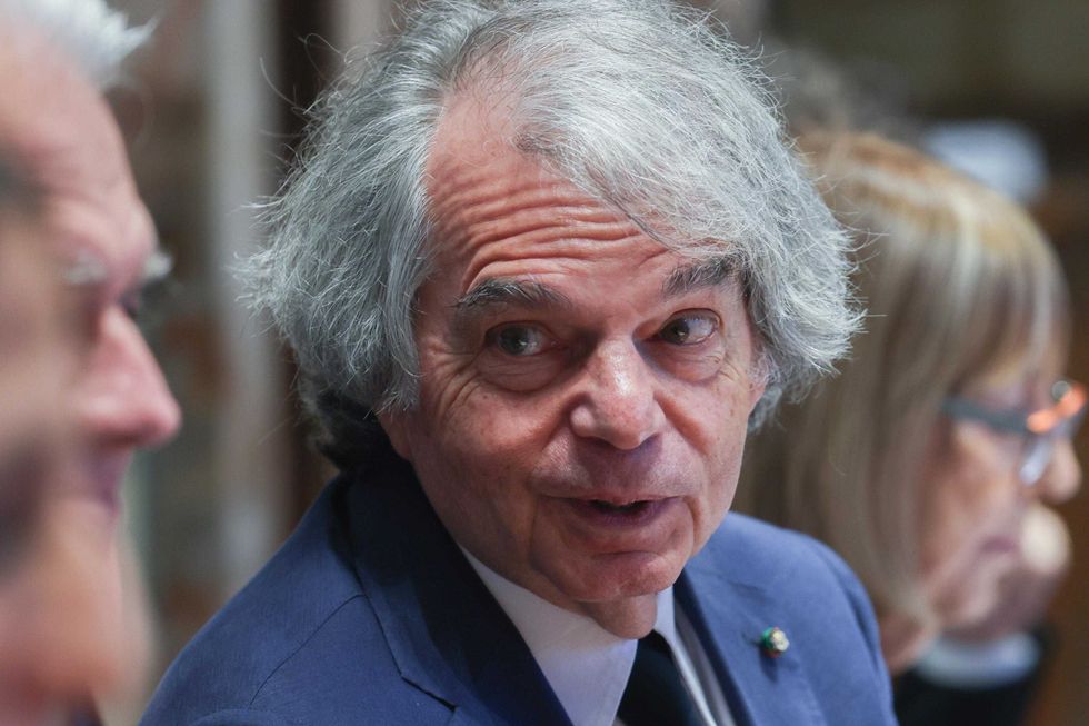 Brunetta, le basteranno 256.000 euro all’anno?