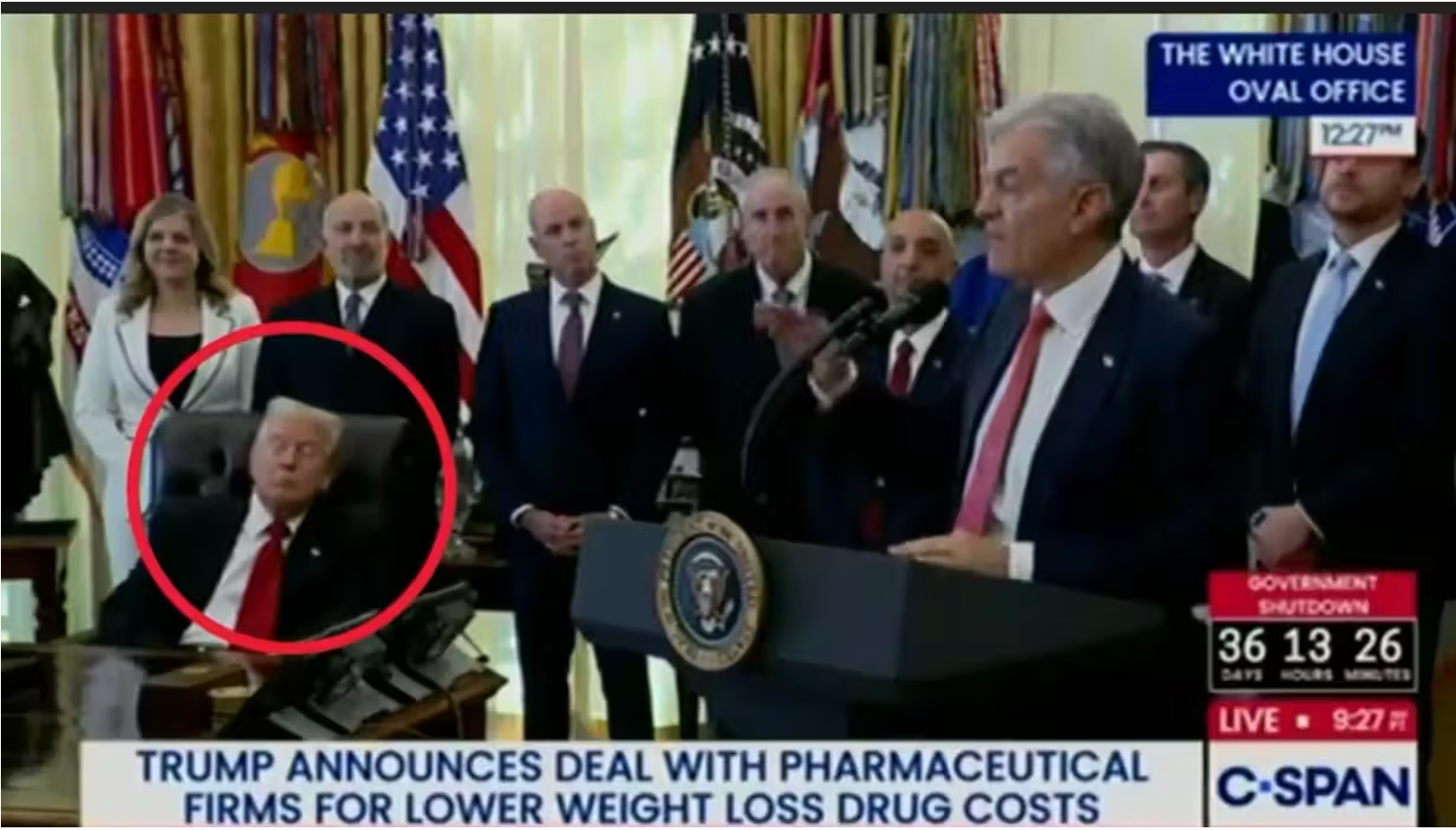 Dozing Don: Trump 'Struggles For 20 Minutes' To Stay Awake At Oval Office Event