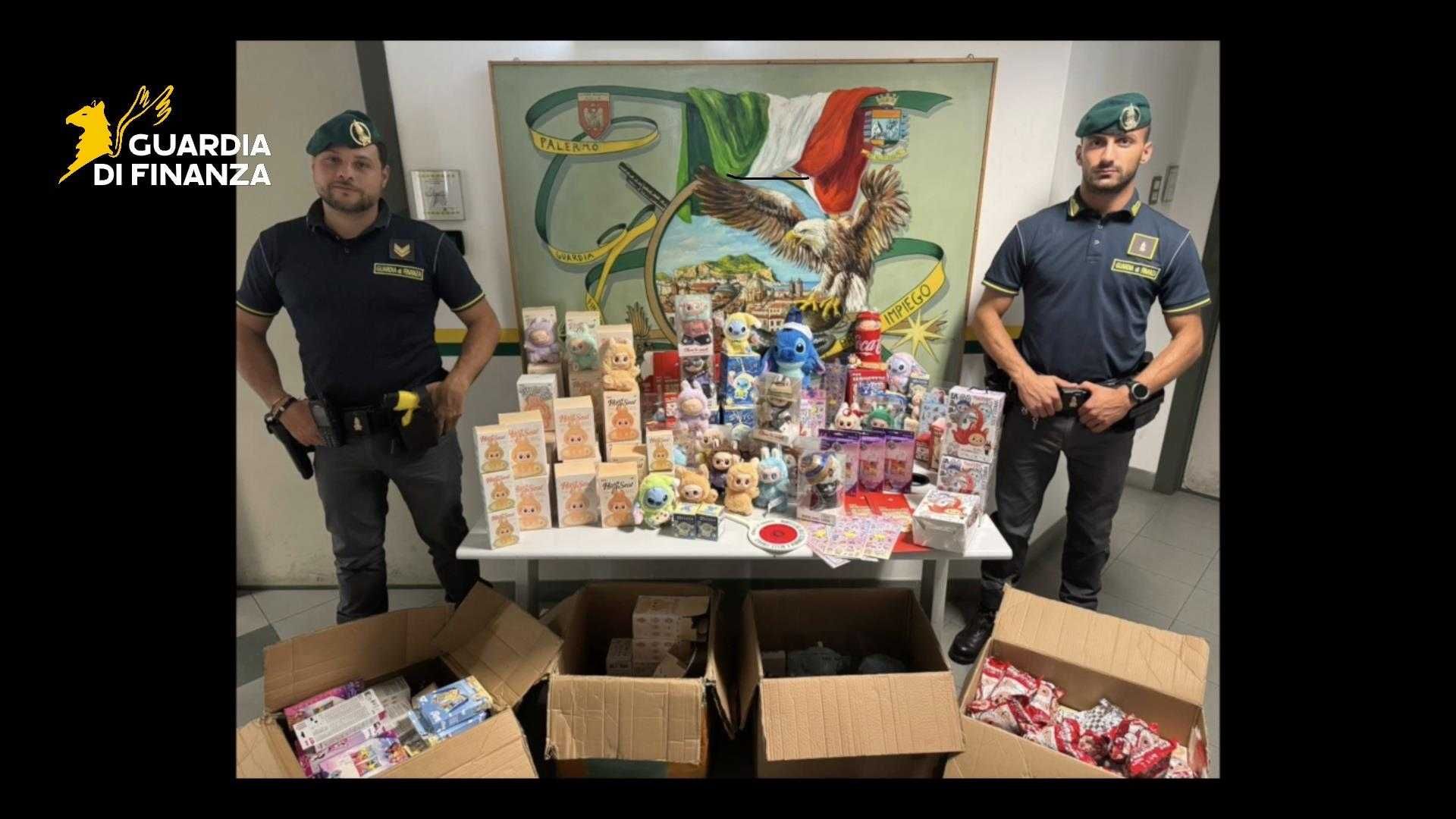 La GdF sequestra 10mila falsi «Labubu» a Palermo