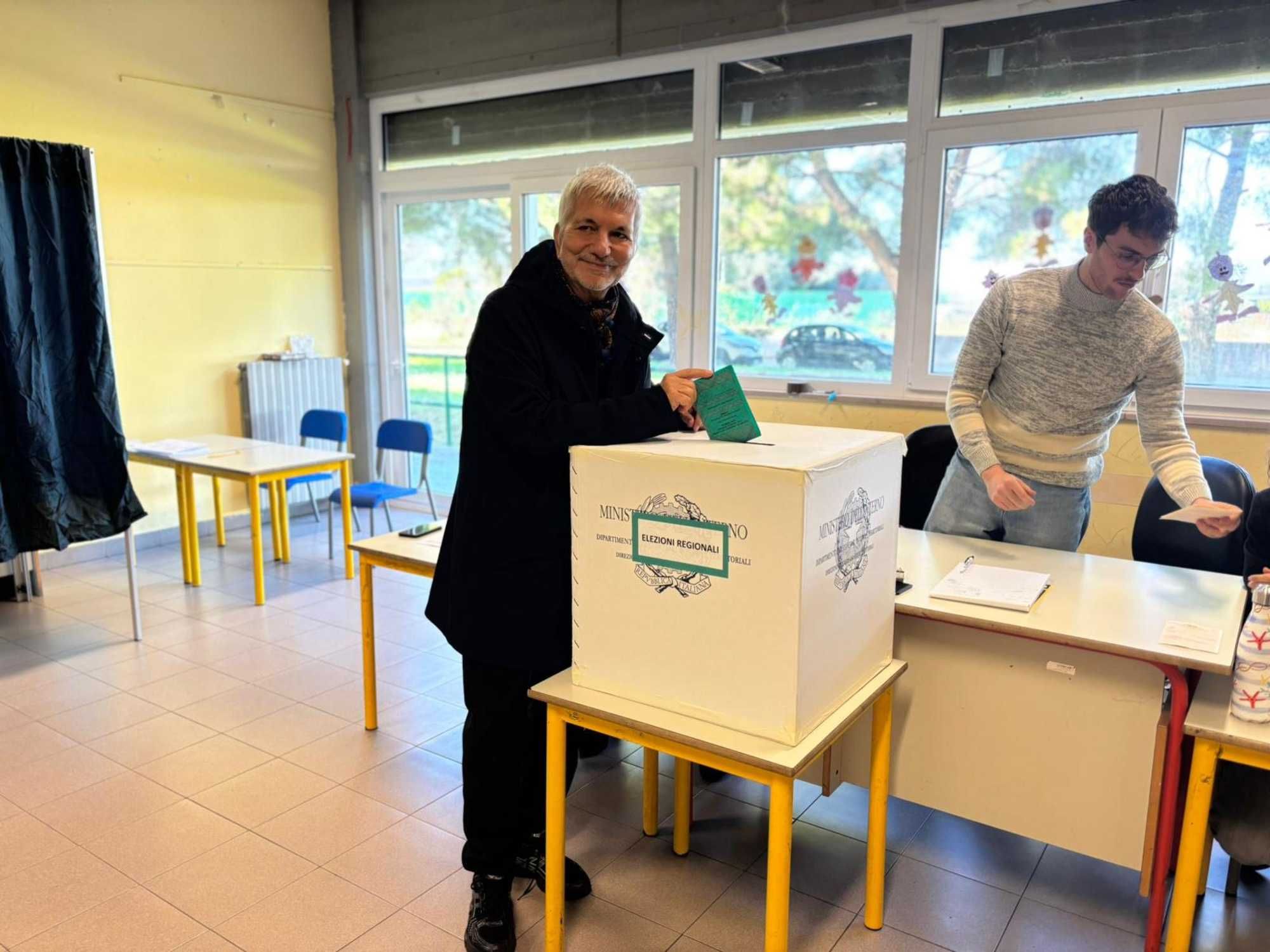 Vendola trombato, Boccia fantasma