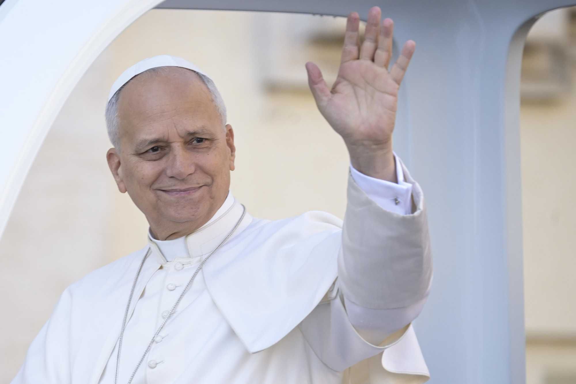 Il Papa: «Il sesso coniugale rafforza l’amore»