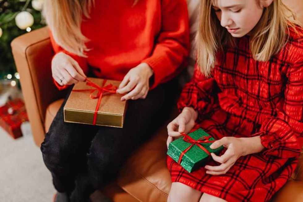 Mom shares her $100 'Thriftmas' plan for 4 kids, and it sparks a fascinating debate