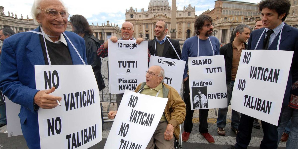 la corsa a normare rapporti e affetti rende la chiesa un esempio di laicit224