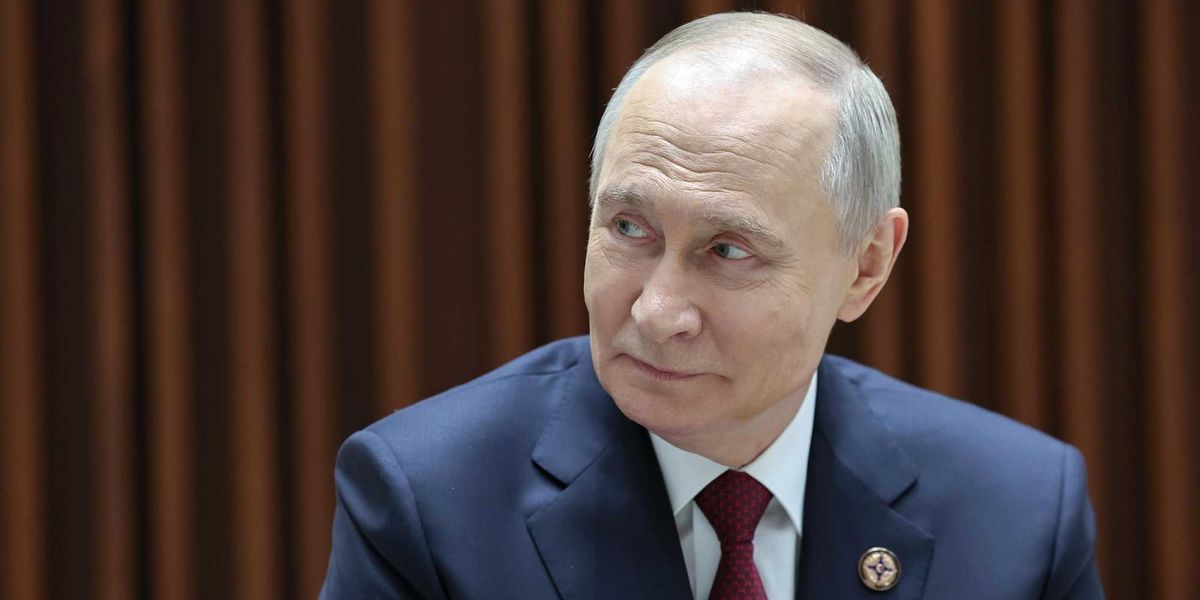 Putin: «Non ordinerò un attacco all’Europa Pronto a firmare» Putin: «Non ordinerò un attacco all’Europa Pronto a firmare»