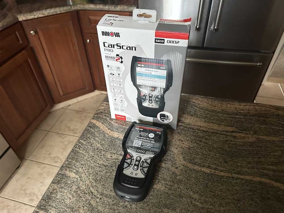 photo of Innova 5610 OBD2 Bidirectional Scan Tool