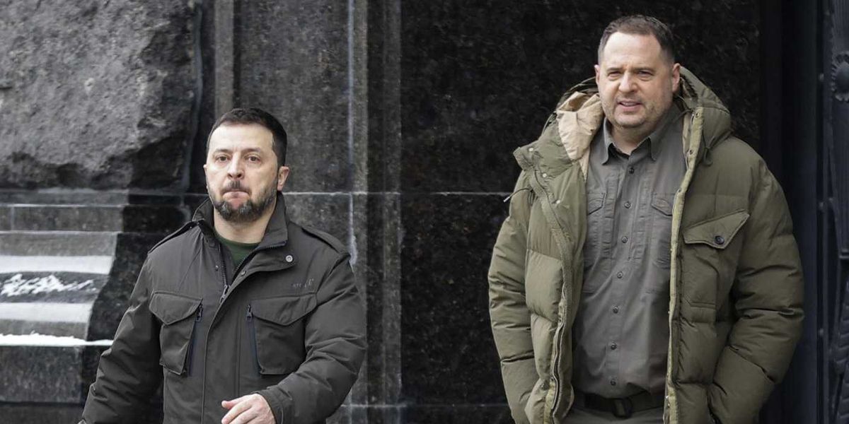 Zelensky braccato per Tangentopoli. Si dimette il braccio destro Yermak