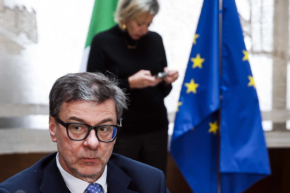 Il governo insiste su oro e bonus scuola