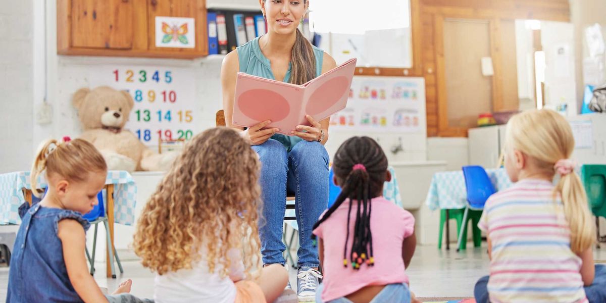 Corsi sull’utero in affitto in asilo nido: «Imposti senza alcuna spiegazione» Corsi sull’utero in affitto in asilo nido: «Imposti senza alcuna spiegazione»