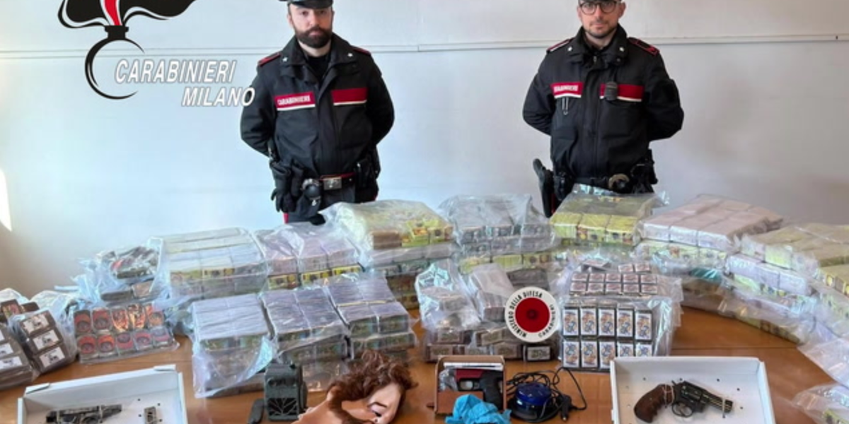 I Carabinieri sequestrano 348 chilogrammi di hashish I Carabinieri sequestrano 348 chilogrammi di hashish