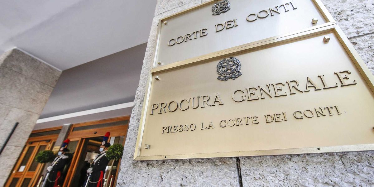 la consulta sgrida la corte dei conti superfluo il ricorso sulle pensioni