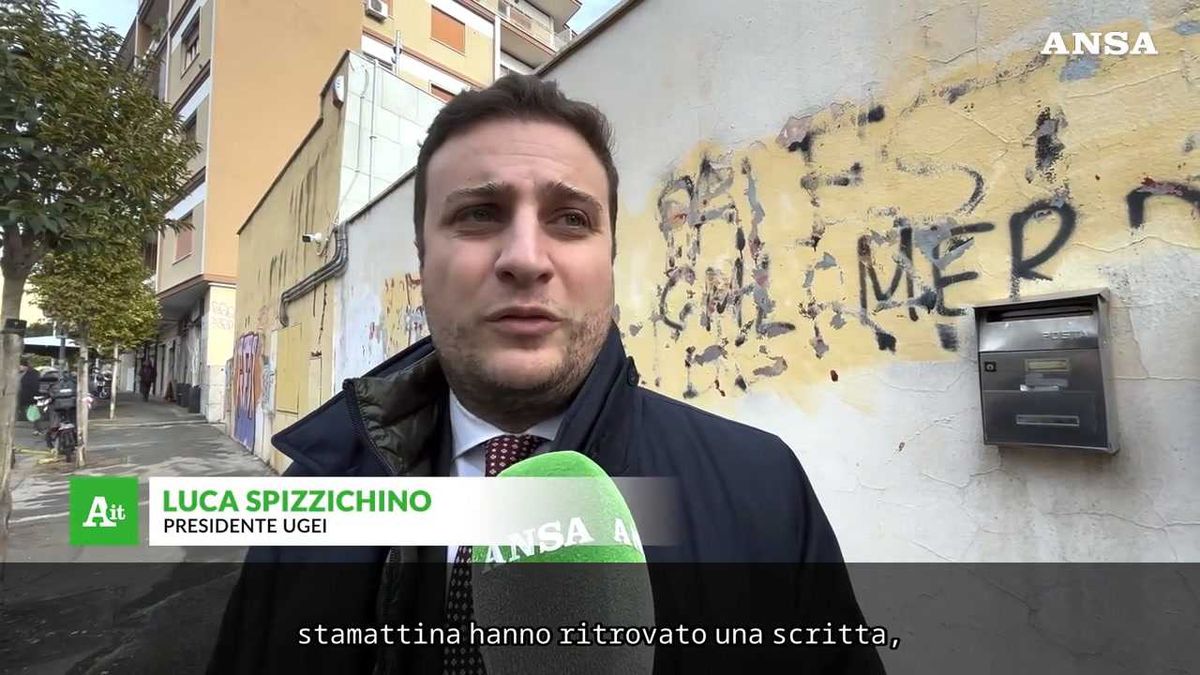 Sinagoga di Monteverde imbrattata dai pro Pal: caccia a due incappucciati