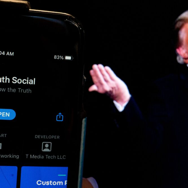 'Deranged Claims': Trump Shares Hundreds Of Bizarre Posts In Midnight Social Binge