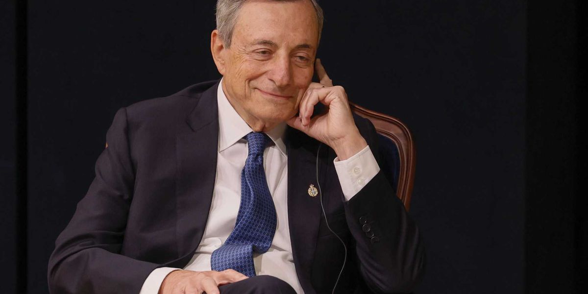 Draghi vota l’Intelligenza artificiale. «Ue in ritardo, rischio stagnazione»