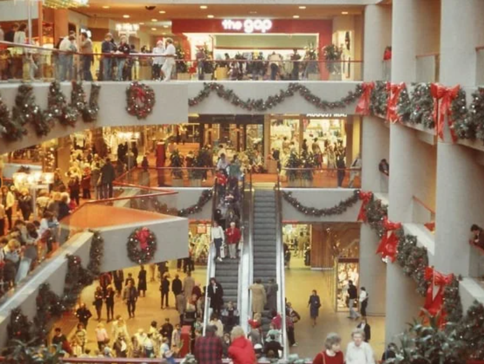 Gen Xers will never forget the 'magic' of malls during Christmas in the 1980s