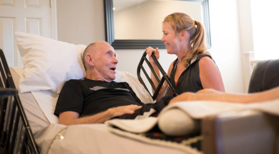 Hospice doctor for the rich and poor shares the most 'powerful' way money can create happiness