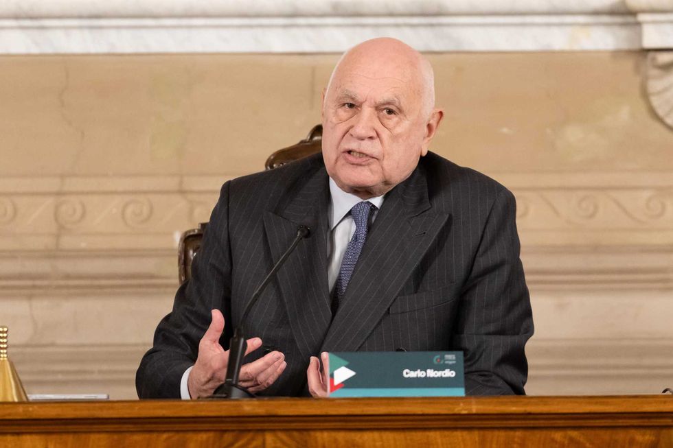 La Lega reagisce all’assedio: «Fare chiarezza»