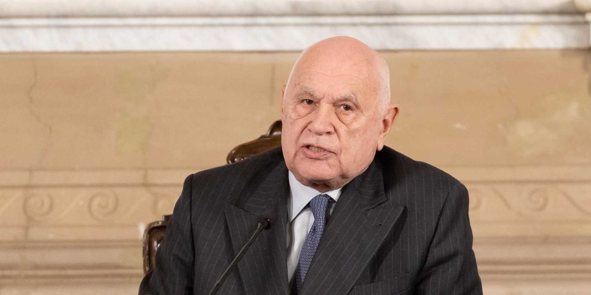 La Lega reagisce all’assedio: «Fare chiarezza»