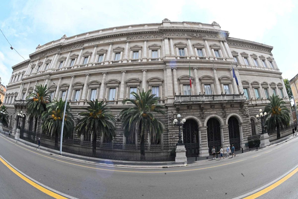 Investimenti post guerra e dollari: l’oro della Banca d’Italia è del popolo