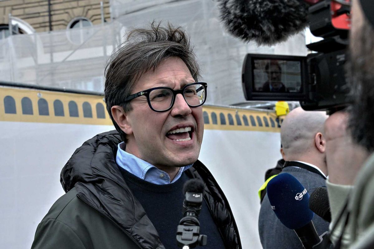 I dem manettari con i guai degli altri: ora si scoprono garantisti in purezza