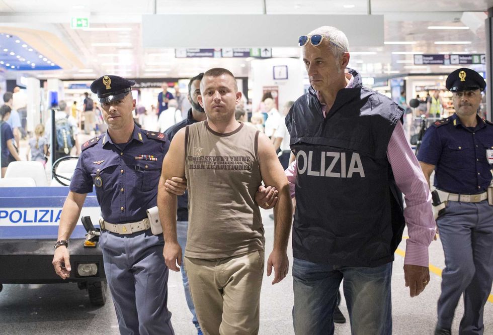 Ai rapinatori uccisi danno un milione, ai morti per rapina soltanto spicci