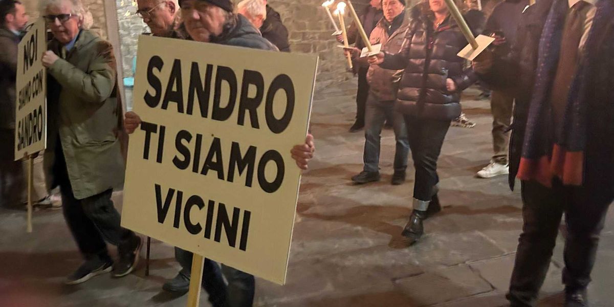 uccise il vicino che l8217attacc242 in ruspa assolto da Laverita.info uccise il vicino che l8217attacc242 in ruspa assolto