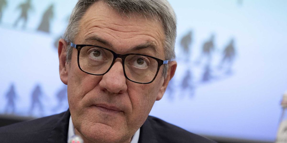 Il compagno Maurizio denunci i picchiatori rossi Il compagno Maurizio denunci i picchiatori rossi