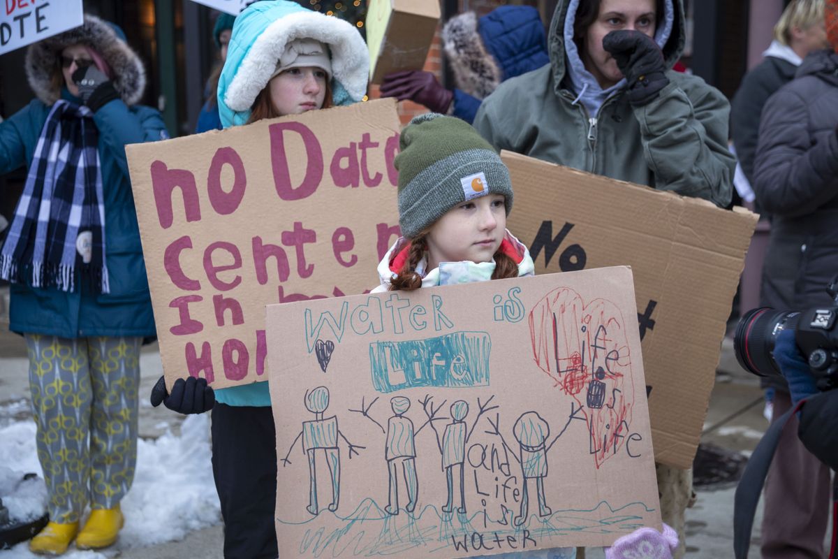 230+ Environmental Groups Call On Congress to Impose Moratorium on New AI Data Centers | Common Dreams