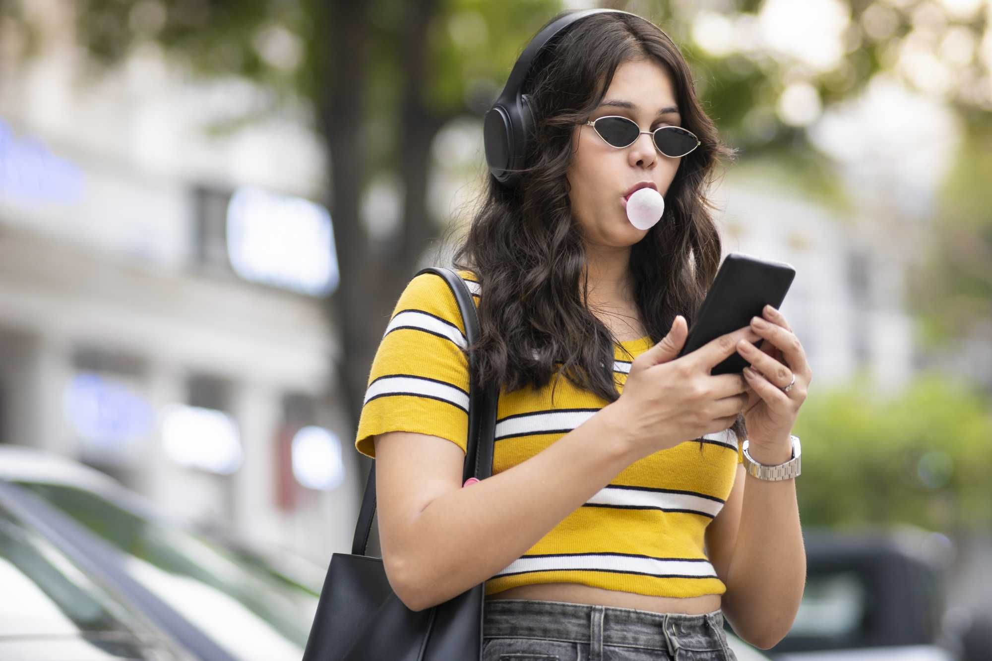 Dalle cicche dei Maya ai soldati Usa. Storia e curiosità del chewing gum