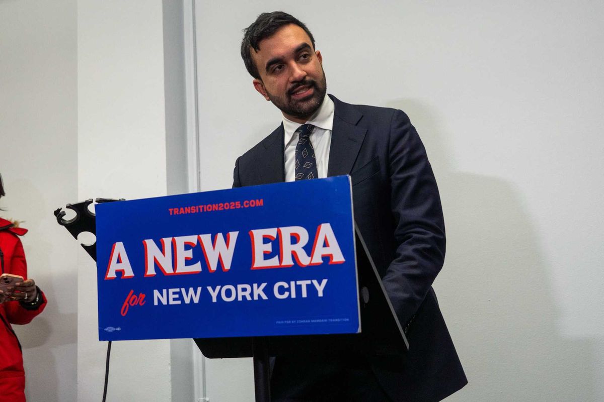 Addio bilocale: Mamdani nella reggia