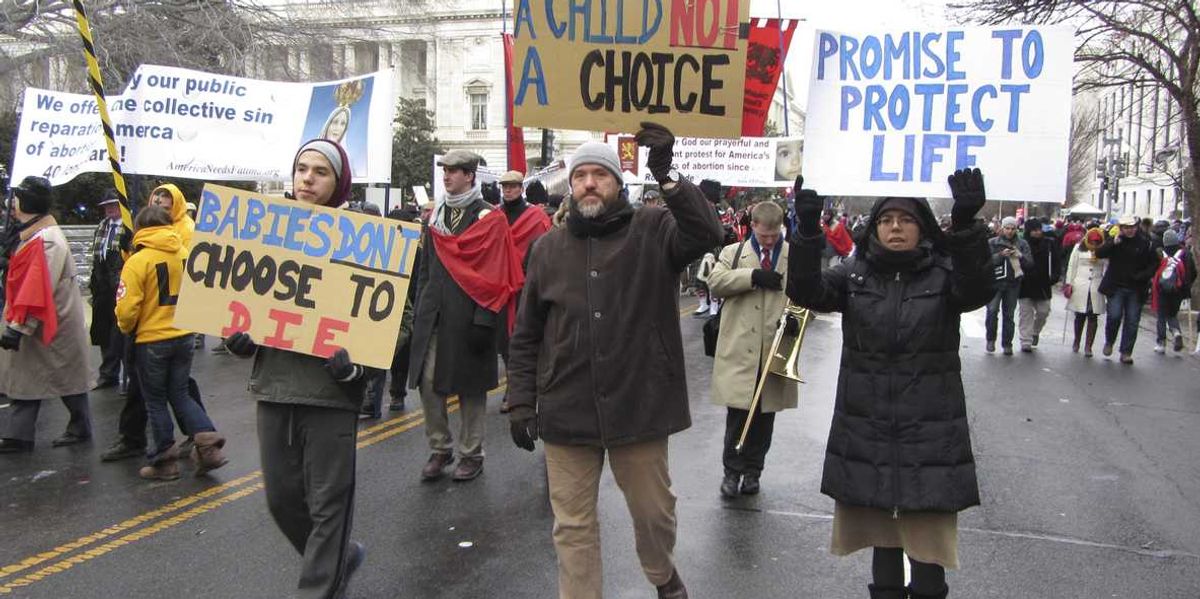 La Ue odia proprio chi difende la vita. Un’altra associazione si vede levare i soldi La Ue odia proprio chi difende la vita. Un’altra associazione si vede levare i soldi