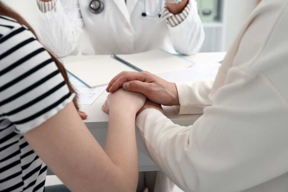 abortion, pro-life, pro-choice, reproductive rights, abortion laws, medical decisions