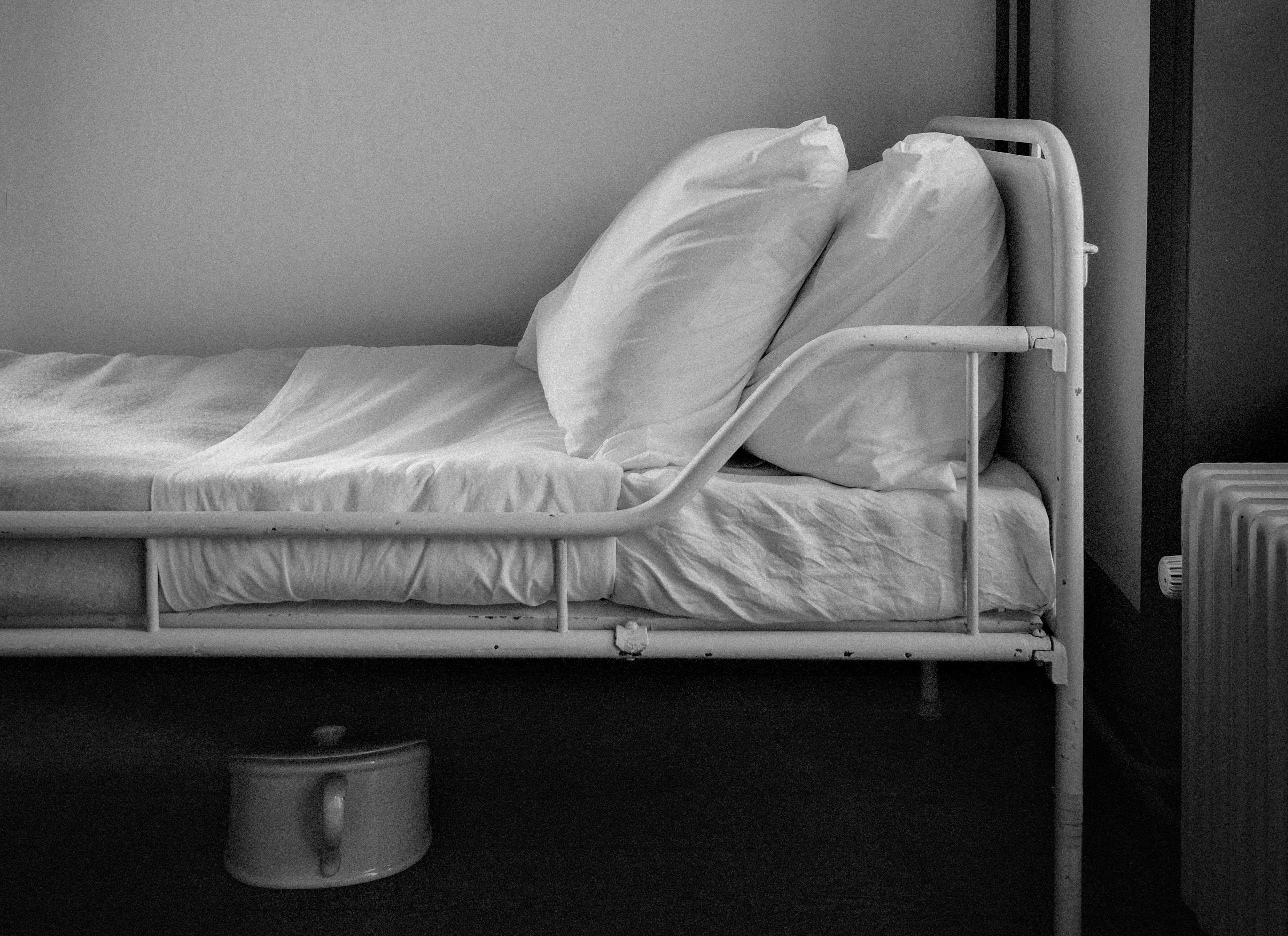 death, dying, death doula, hospice, hospice nurse, mortality, aging, seniors, love, family, fear, afterlife