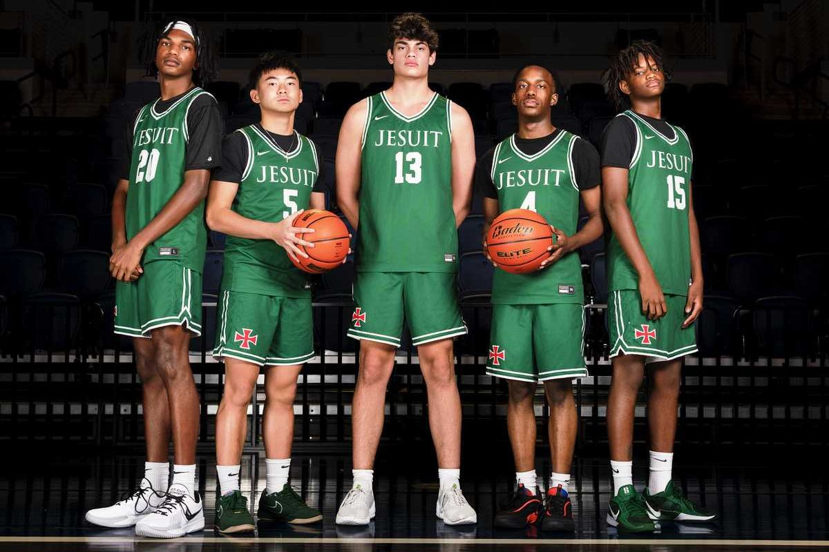 BACK TO THE FUTURE? No. 19 Strake Jesuit has emerging talent