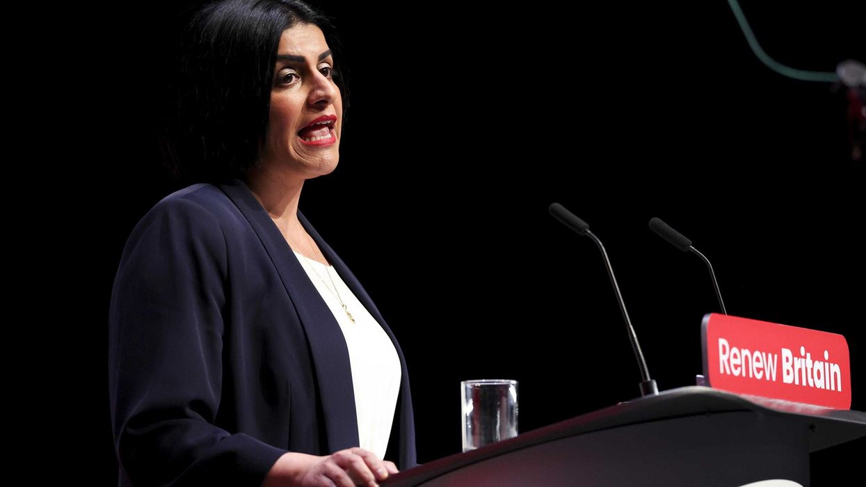 La realtà piega i labour: stretta sui migranti