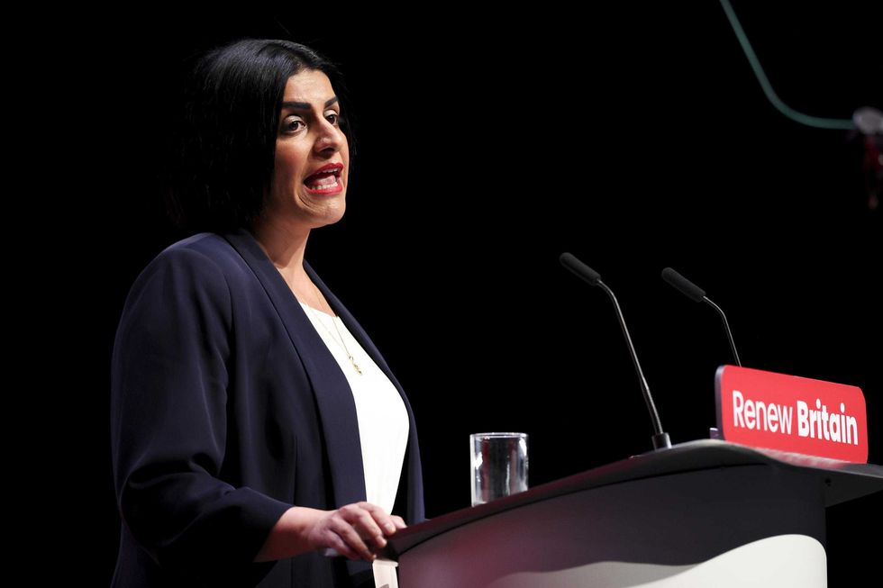 La realtà piega i labour: stretta sui migranti