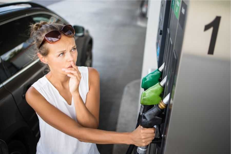 gen z; old gas pump; gen zer gas pump; millennials; technology