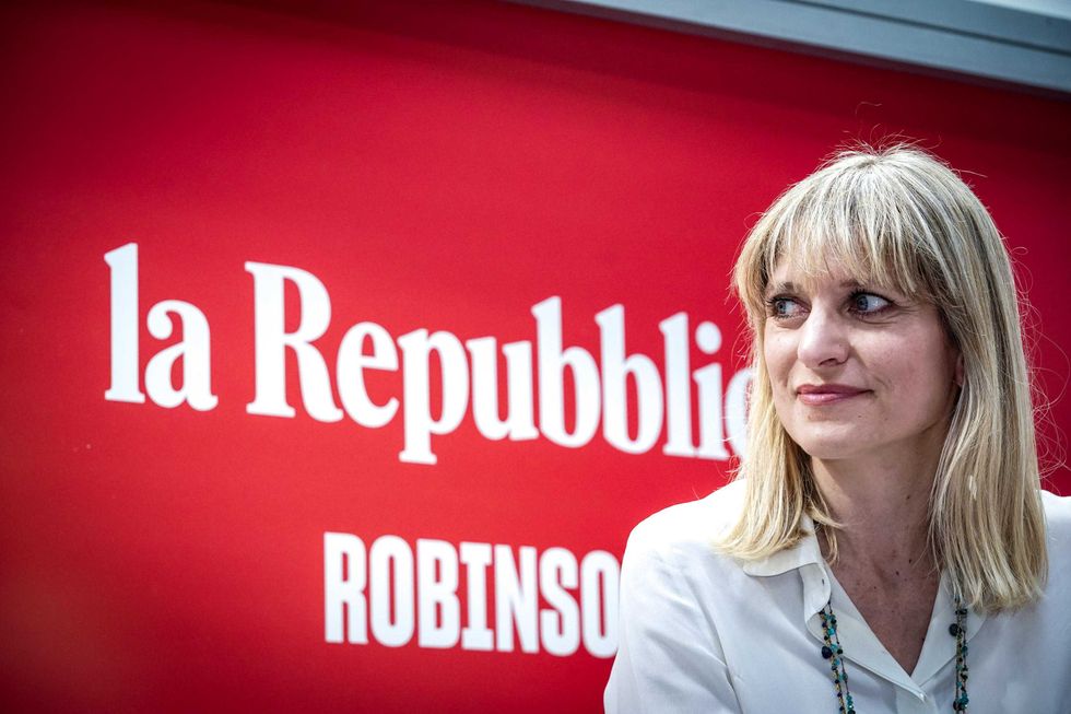 Giornali e opposizione in coro contro «La Verità» rea di aver dato una notizia