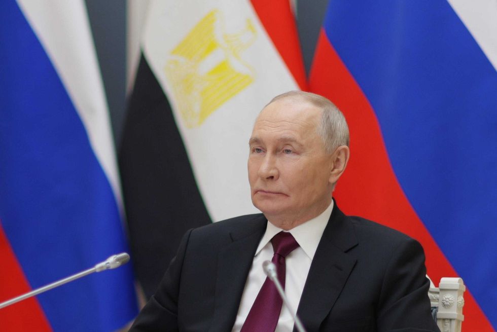 Trump mette il turbo sulla pace: Crimea e Donbass alla Russia