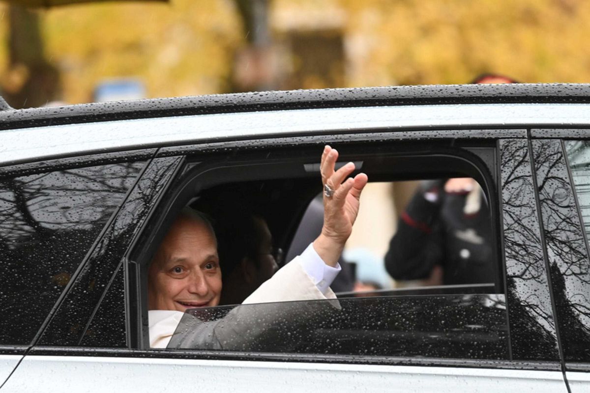 Il papa censurato da France Presse