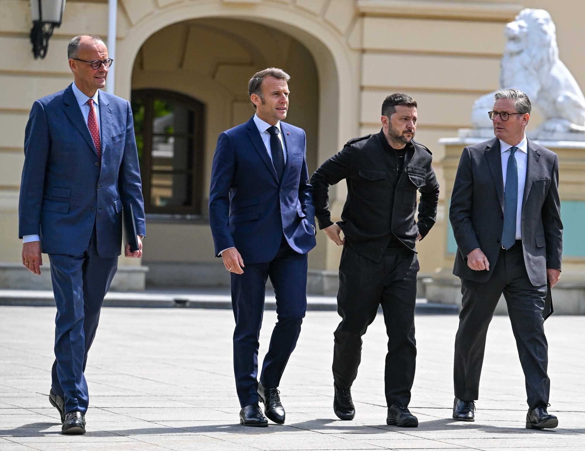 L’Ue e i volenterosi ora fanno a gomitate. Ma neppure Kiev crede al contro-piano