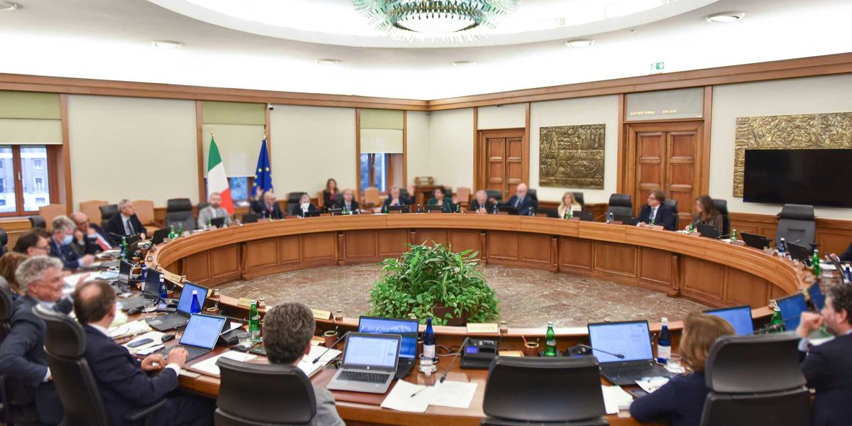 I giudici vogliono imporci come vivere. E se li contrasti commetti lesa maestà