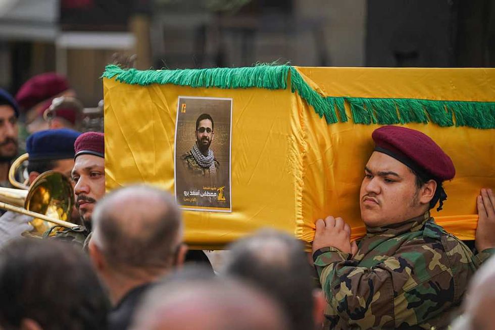 Raid israeliano a Beirut: ucciso il capo militare di Hezbollah