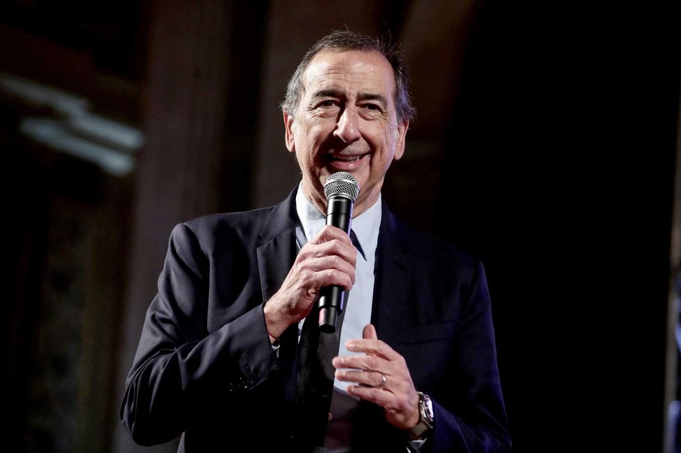 Le altre sigle bacchettano Sala: «Ambrogino solo agli amici rossi»