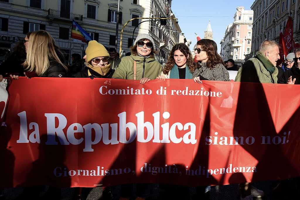 Cari colleghi di «Rep», chiedete aiuto ai «fascisti»?